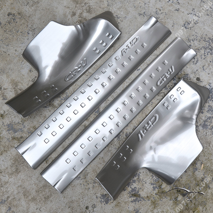 nep-buoc-chan-chong-xuoc-oto-honda-crv-01_master