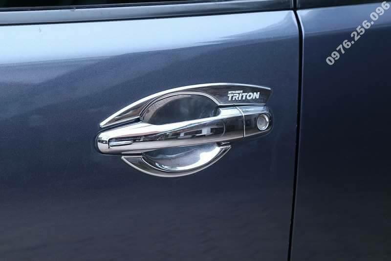 op-hom-tay-nam-cua-Mitsubishi-triton