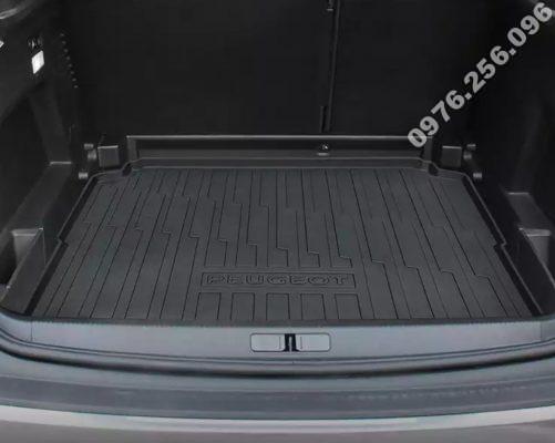 lot-cop-nhua-Peugeot-3008