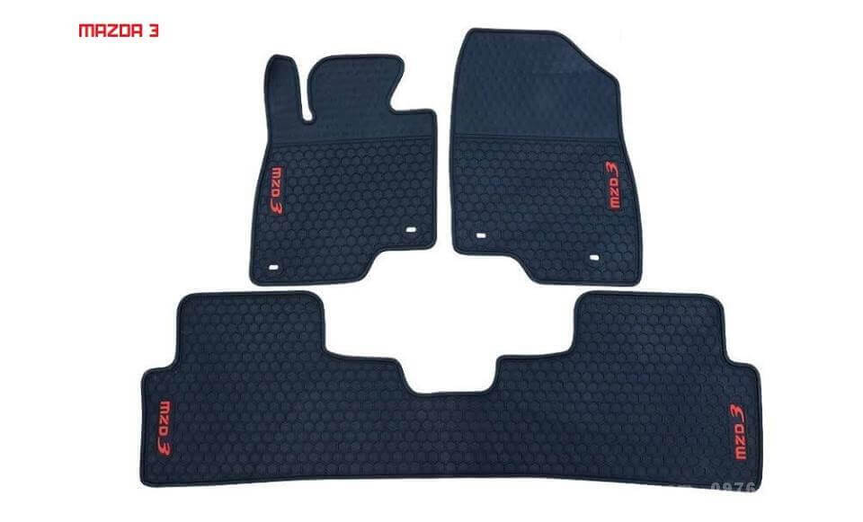 tham-lot-san-theo-xe-mazda3