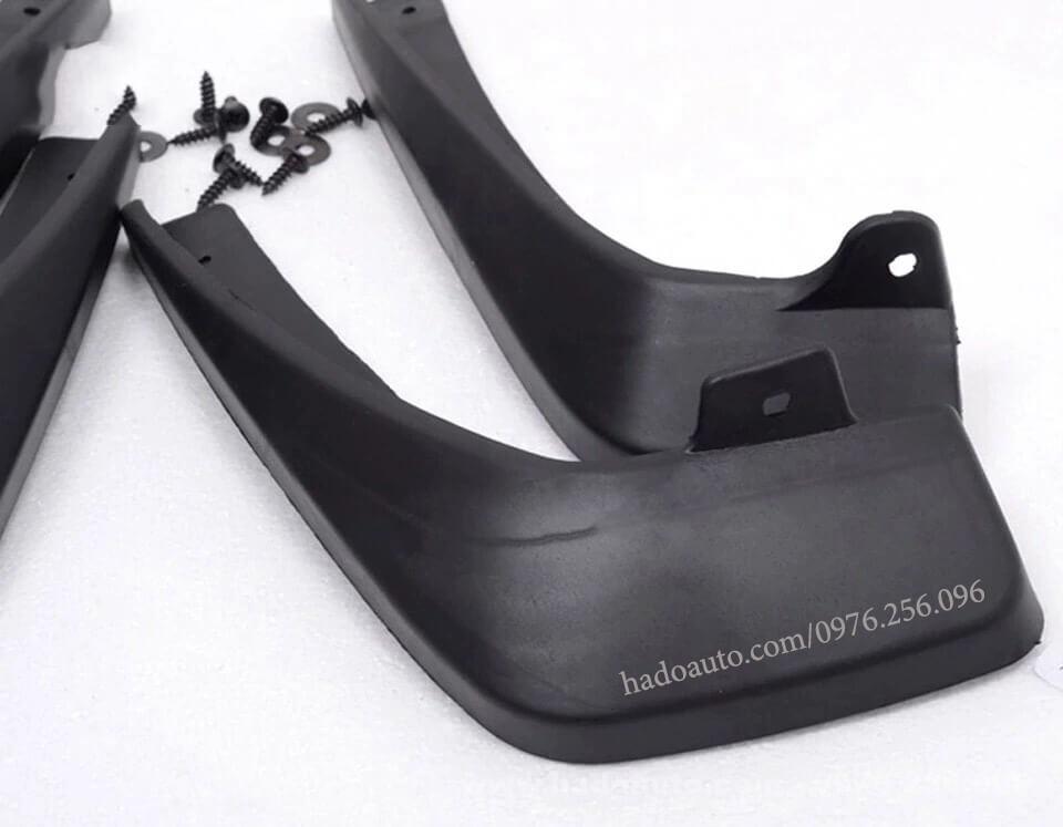 chan-bun-theo-xe-toyota-yaris (4)