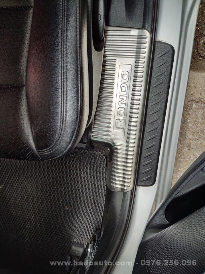 nep-buoc-chan-kia-rondo