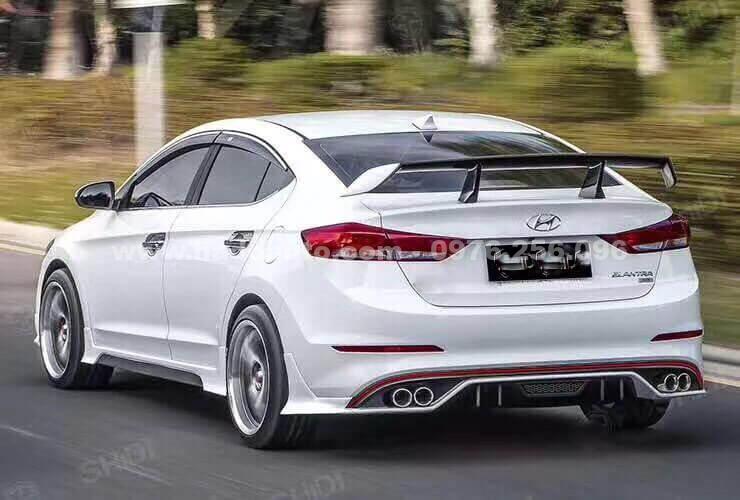 lip-chia-po-hyundai-elantra-mau-sports (2)
