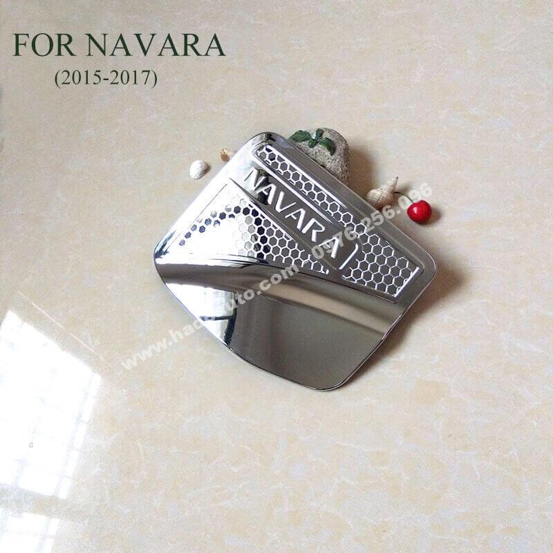 op-nap-binh-xang-nissan-navara