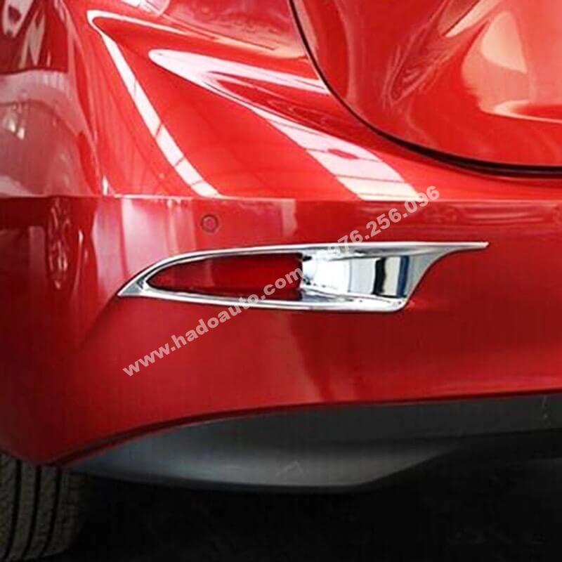 op-vien-den-gam-sau-mazda3-sedan (2)