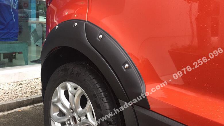 Bộ ốp cua lốp có đinh Ford Ecosport