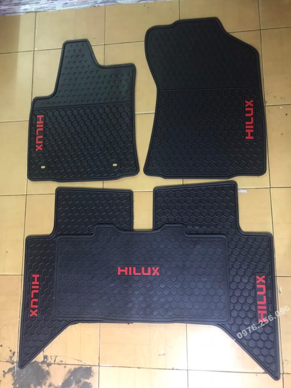 Lót sàn cao su theo xe Toyota Hilux