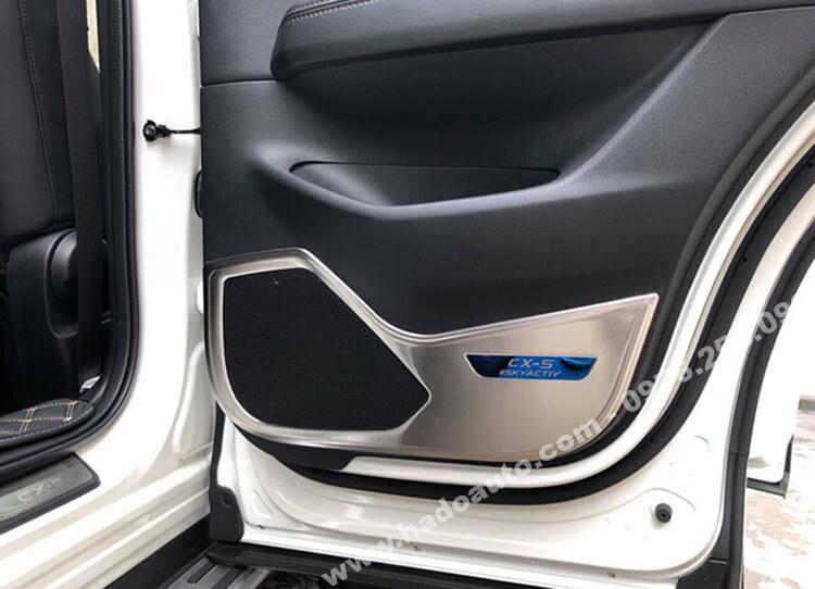 Ốp tapi cửa xe Mazda CX5 2018 - 2019