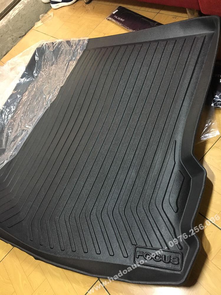 Lót cốp Focus sedan nhựa TPO cao cấp Lót cốp Focus sedan nhựa TPO cao cấp