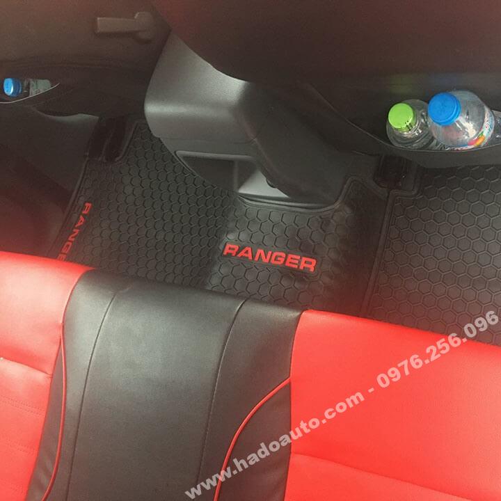 lot-san-cao-su-ford-ranger-chuan-theo-xe