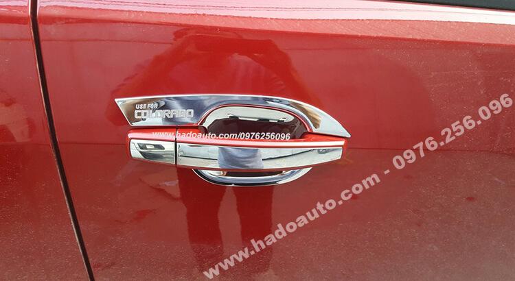 op-tay-nam-hom-cua-xe-colorado op-tay-nam-hom-cua-xe-colorado