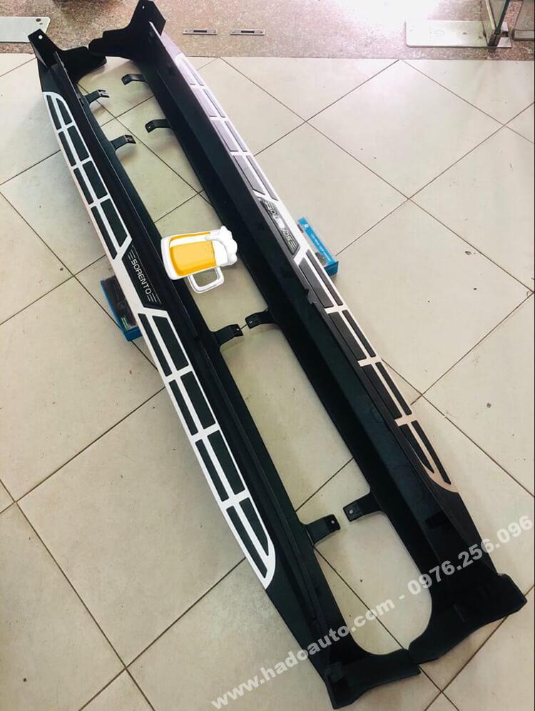 bac-len-xuong-xe-sorento-cao-cap bac-len-xuong-xe-sorento-cao-cap