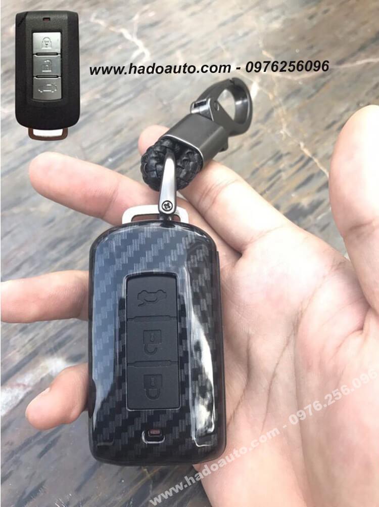 op-chia-khoa-xe-xpander-cacbon-gia-re op-chia-khoa-xe-xpander-cacbon-gia-re