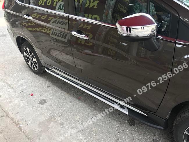 Bậc lên xuống xe Xpander mẫu Mobis mới nhất