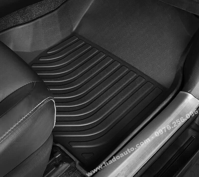 lot-san-nhua-tpo-xe-mitsubishi-triton-sieu-ben