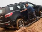 bac-len-xuong-chevrolet-trailblazer-moi-nhat