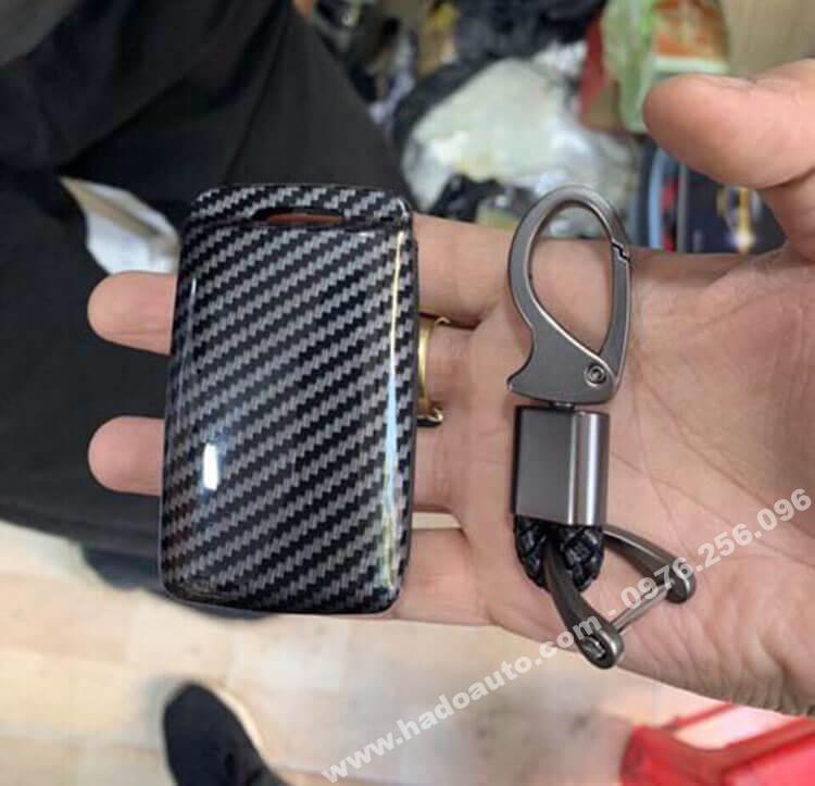 op-chia-khoa-mazda-3-2020-cac-bon-gia-re