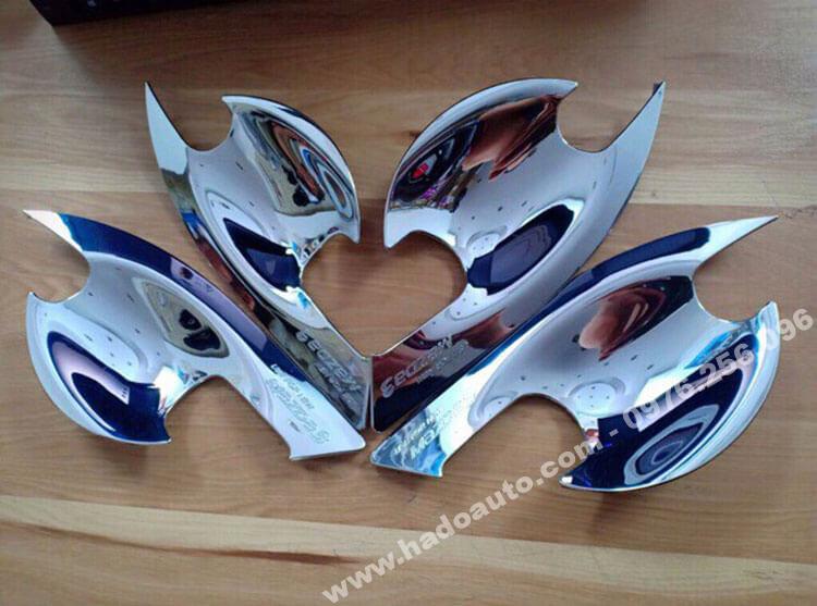 op-hom-cua-mazda-3-2020