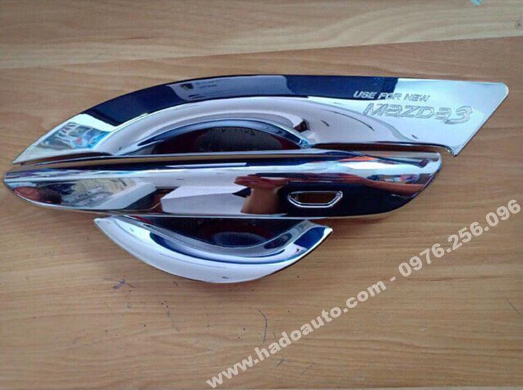 op-tay-nam-hom-cua-mazda-3-2020-gia-re