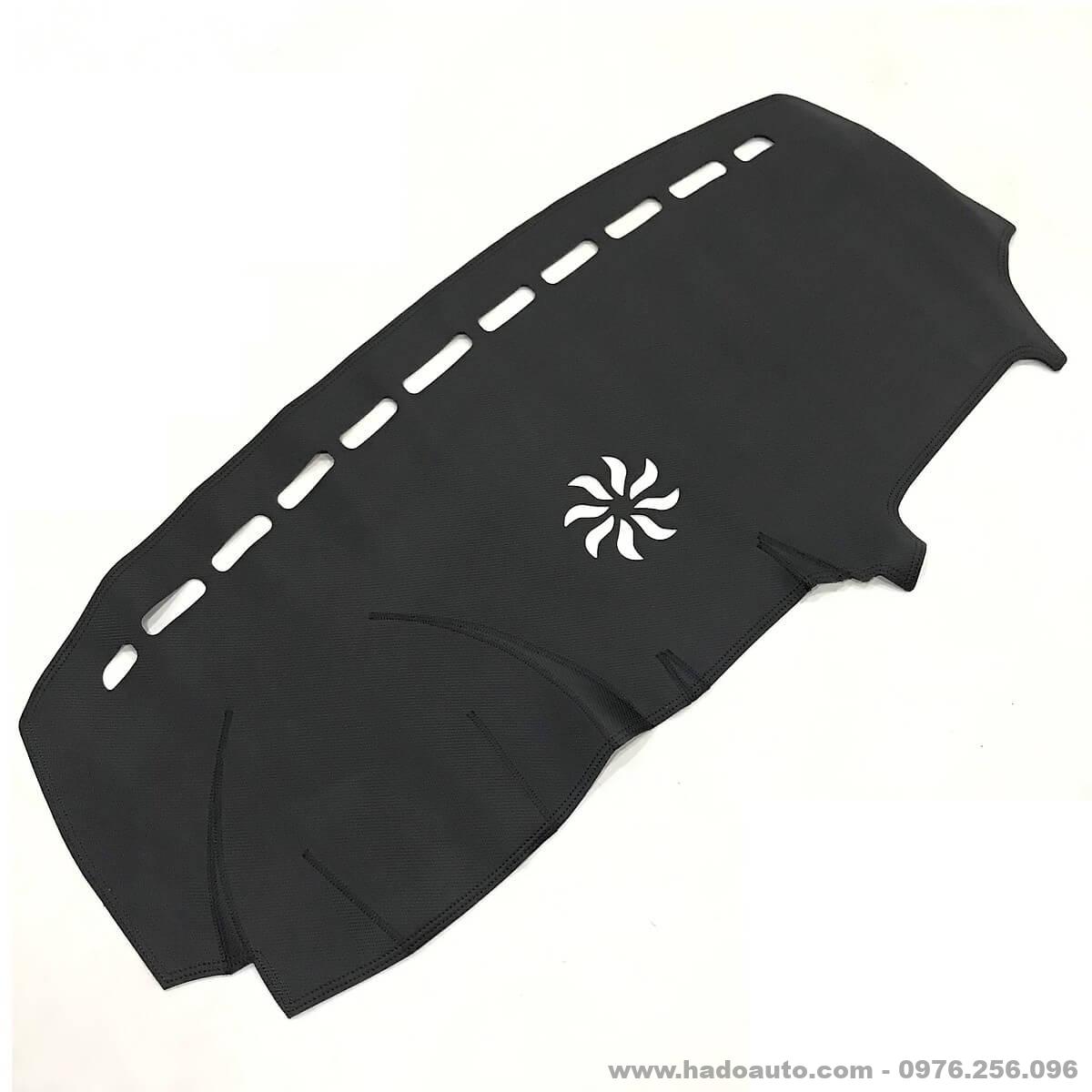 Thảm taplo da vân cacbon Ford Ecosport 2019