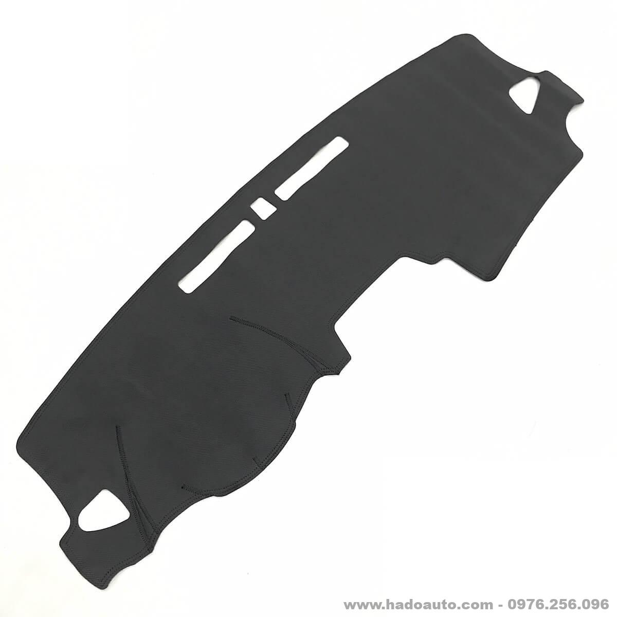 Thảm taplo da vân cacbon Hyundai Kona Thảm taplo da vân cacbon Hyundai Kona