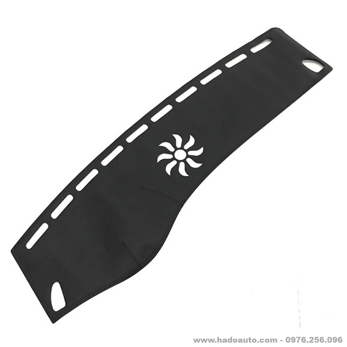 Thảm taplo da vân cacbon Mercedes GLC Thảm taplo da vân cacbon Mercedes GLC