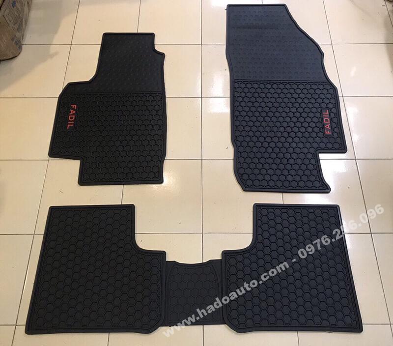 lot-san-cao-su-theo-xe-vinfast-fadil-gia-re