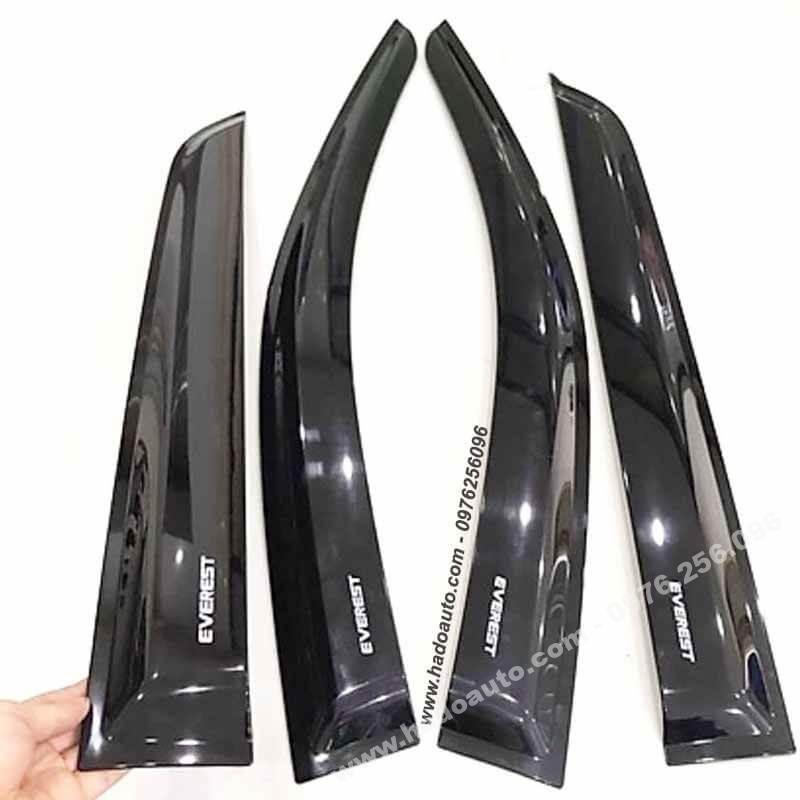 ve-mua-den-ford-everest-2019-mau-moi