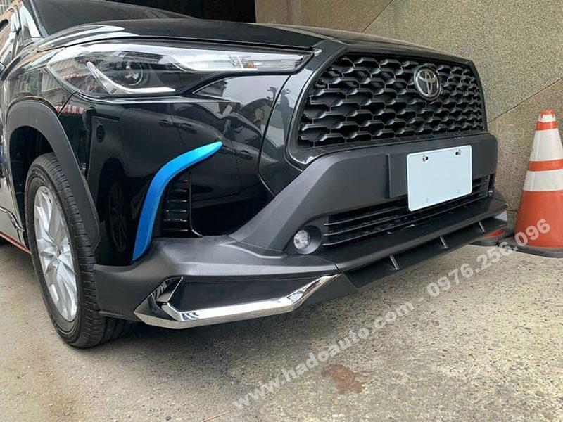 op-can-truoc-sau-toyota-cross-moi-nhat