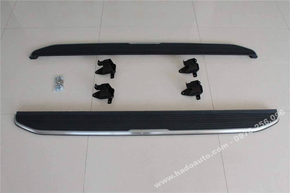 bac-len-xuong-range-rover-evoque-hinh-thuc-te