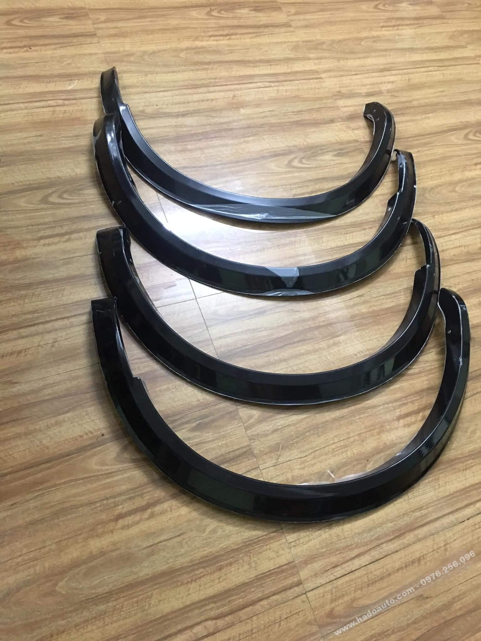 cua-lop-nissan-navara-mau-nho-cao-cap