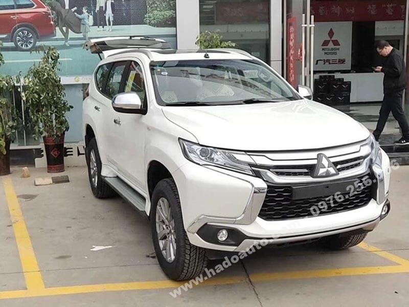 gia-noc-doc-mitsubishi-pajero-sport-moi-nhat-cao-cap-chinh-hang
