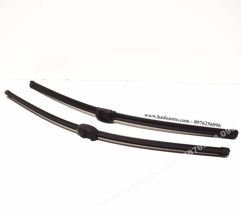 gat-mua-xe-volkswagen-touareg-chinh-hang