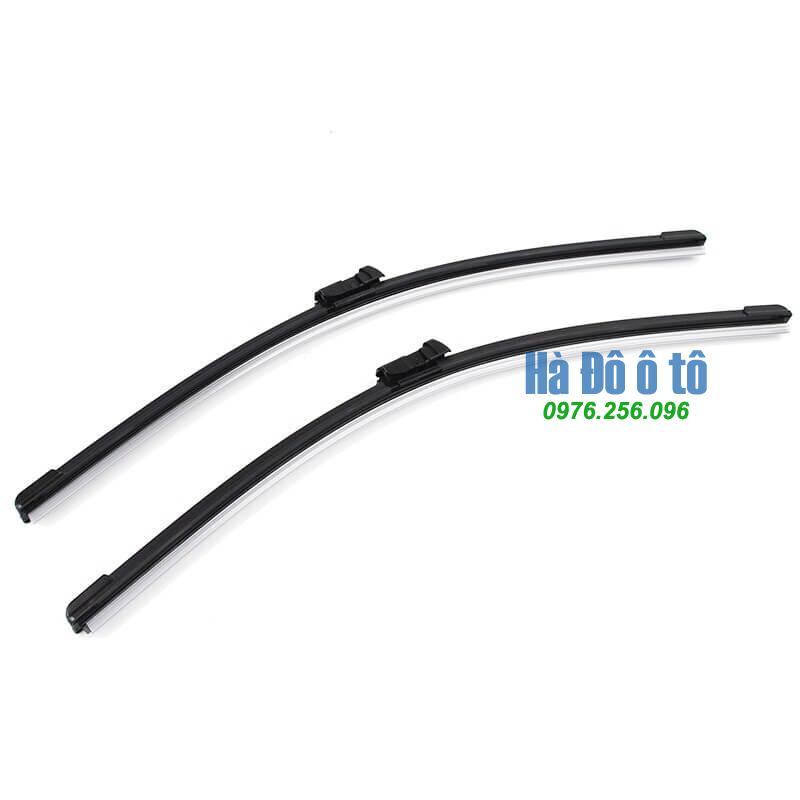 gat-mua-xe-volvo-v40-gia-re