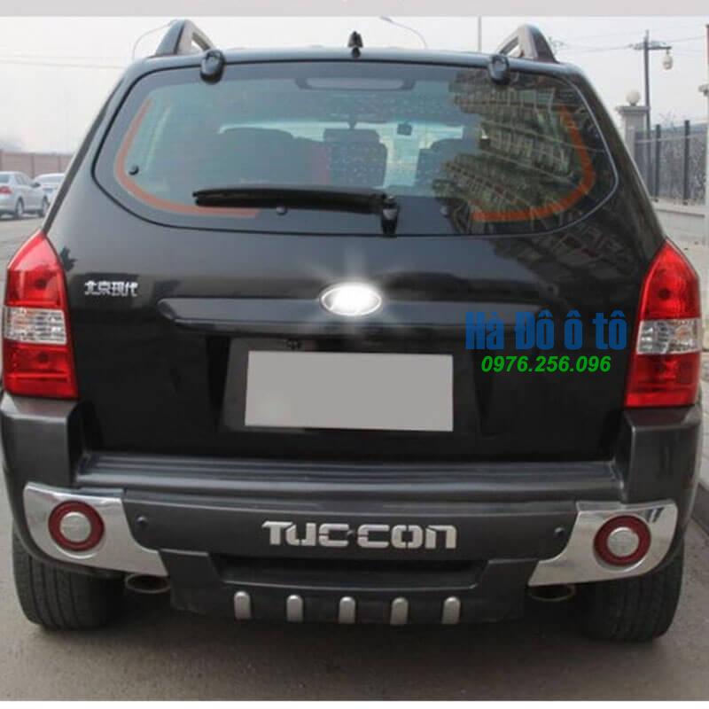 op-can-truoc-sau-hyundai-tucson-2005-2012-bao-ve-xe