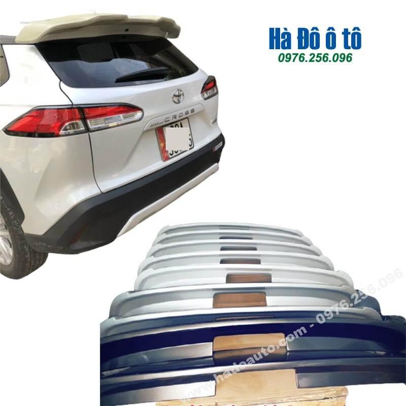 duoi-gio-ban-moc-toyota-cross duoi-gio-ban-moc-toyota-cross