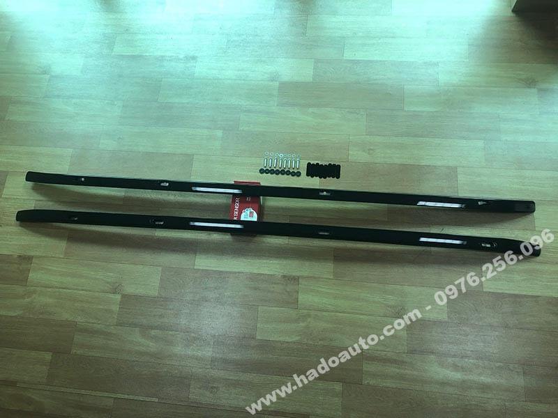 thanh-the-thao-gia-noc-thap-toyota-land-cruiser-lc-200-mau-den