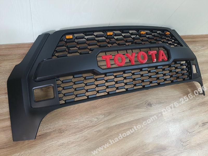 mat-ca-lang-hilux-rocco-2021-ban-2-cau-chinh-hang