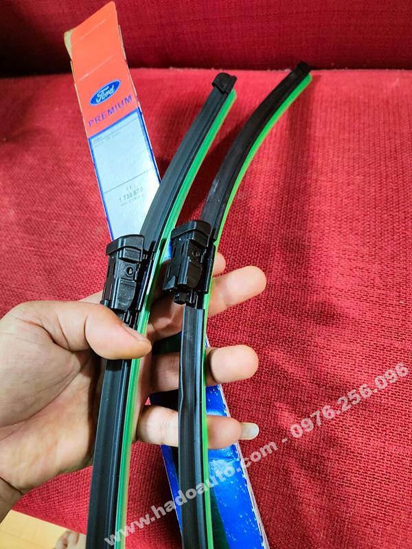 bo-2-choi-gat-mua-truoc-ford-everest-2017-2021-xin-nhat