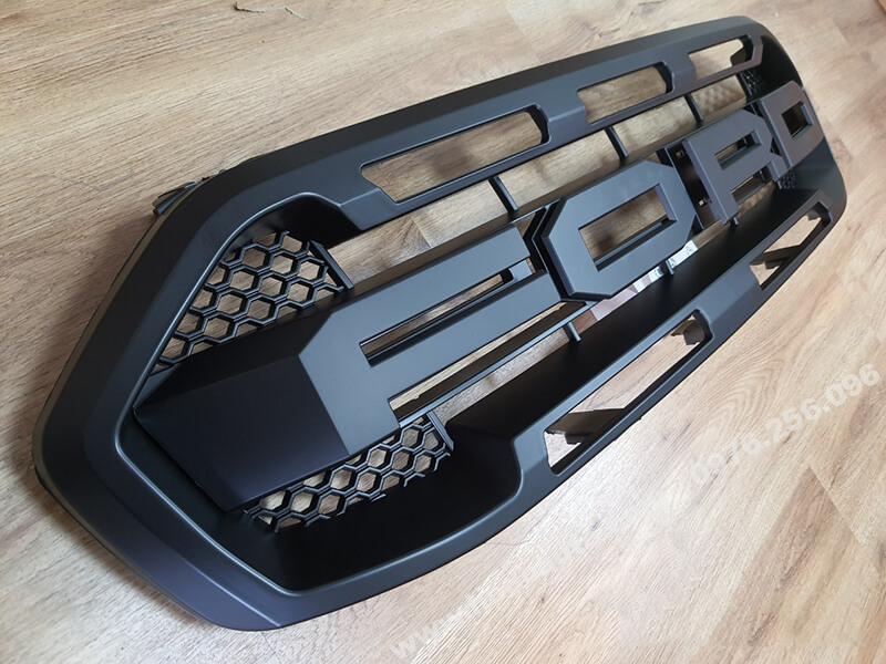 mat-ca-lang-chu-ford-cho-everest-2019-2021-mat-chu-den