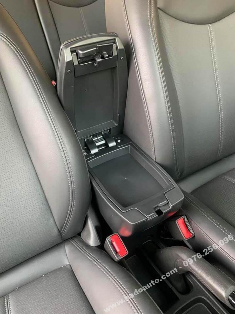 hop-ty-tay-toyota-rush-xin-nhat-gia-re