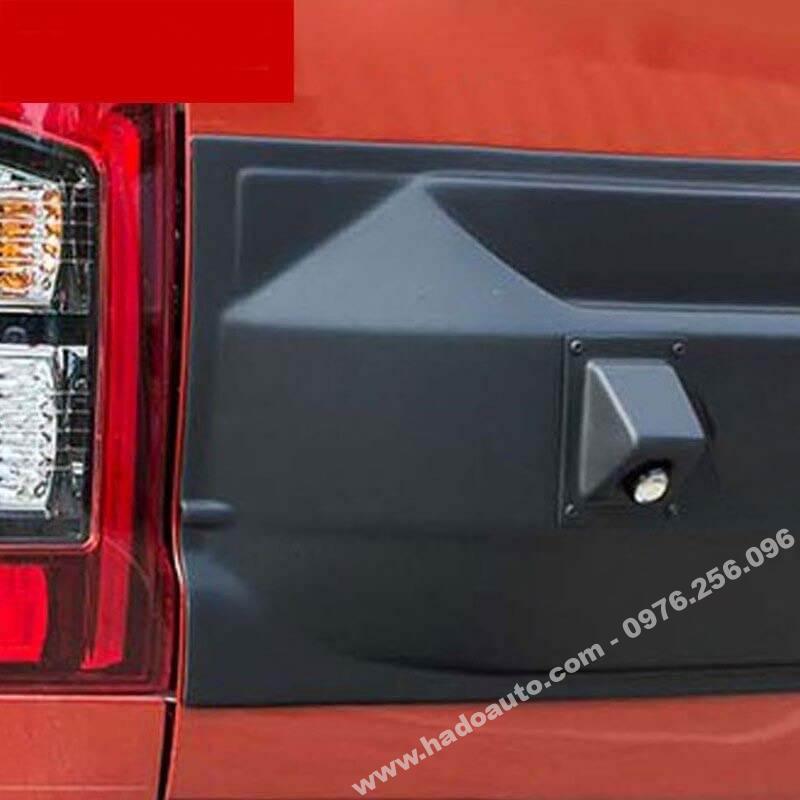 op-thung-sau-op-bung-mitsubishi-triton-co-led-cao-cap