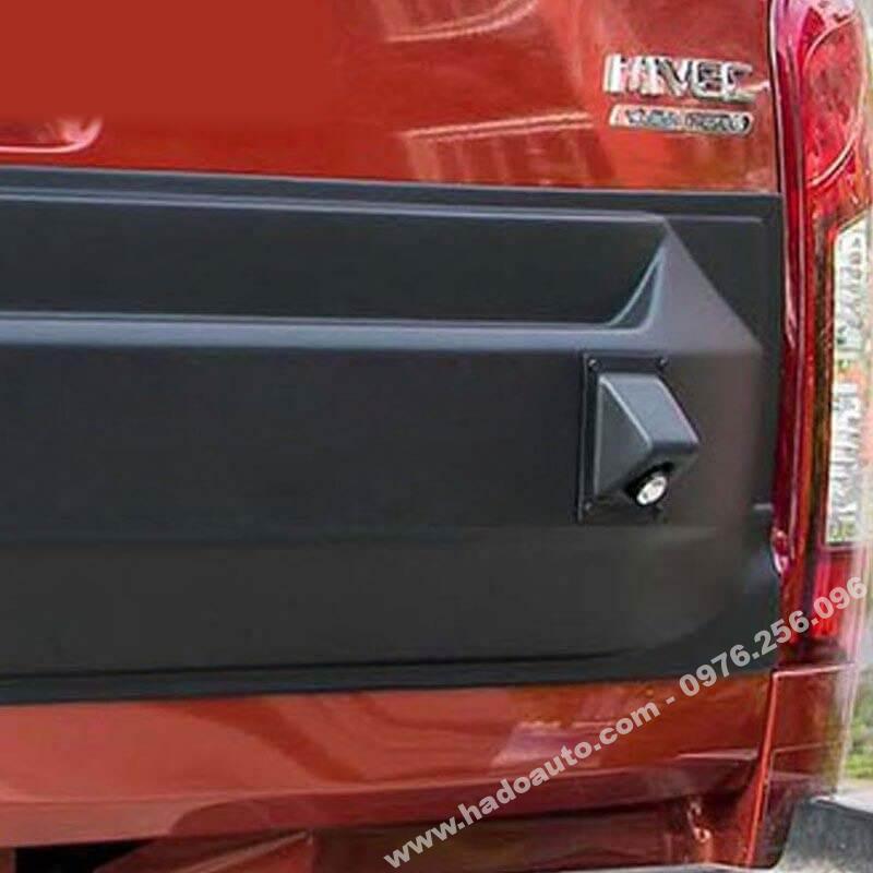 op-thung-sau-op-bung-mitsubishi-triton-co-led-moi-nhat