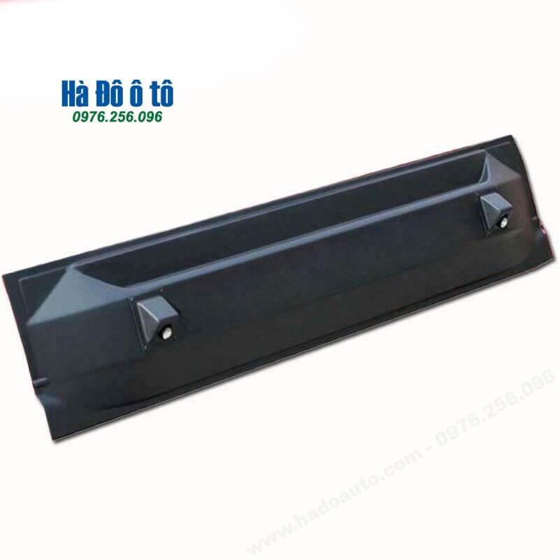 op-thung-sau-op-bung-mitsubishi-triton-co-led-sieu-ben