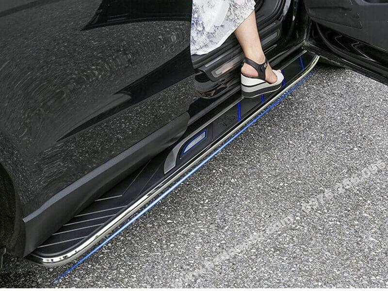 be-buoc-chan-bac-len-xuong-Volkswagen-teramont-2021-2022-cao-cap