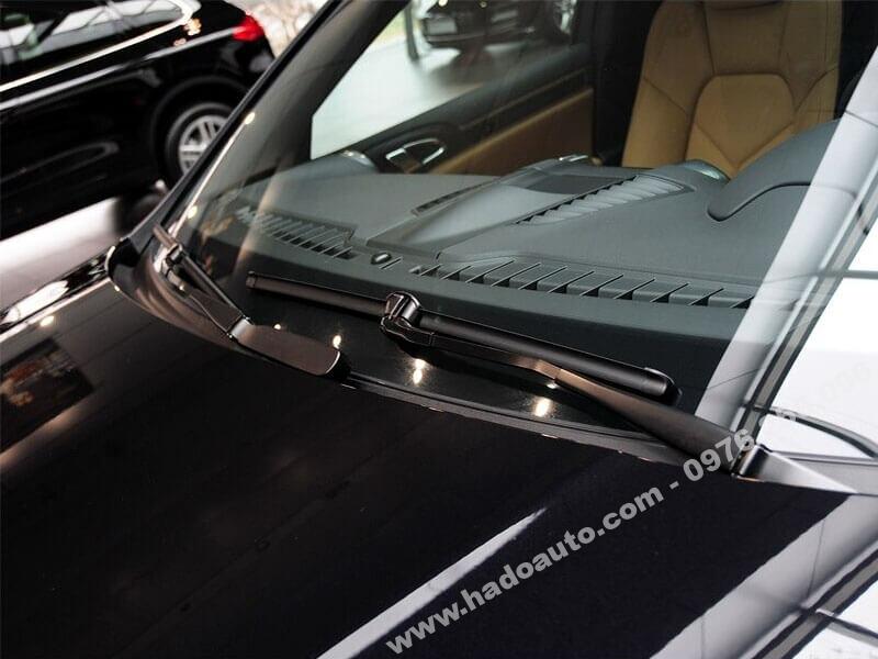 gat-mua-truoc-porsche-cayenne-chinh-hang