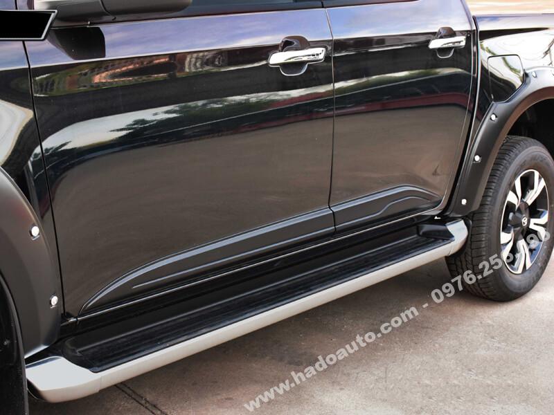 be-buoc-bac-buoc-len-xuong-mazda-bt-50-2022-chinh-hang