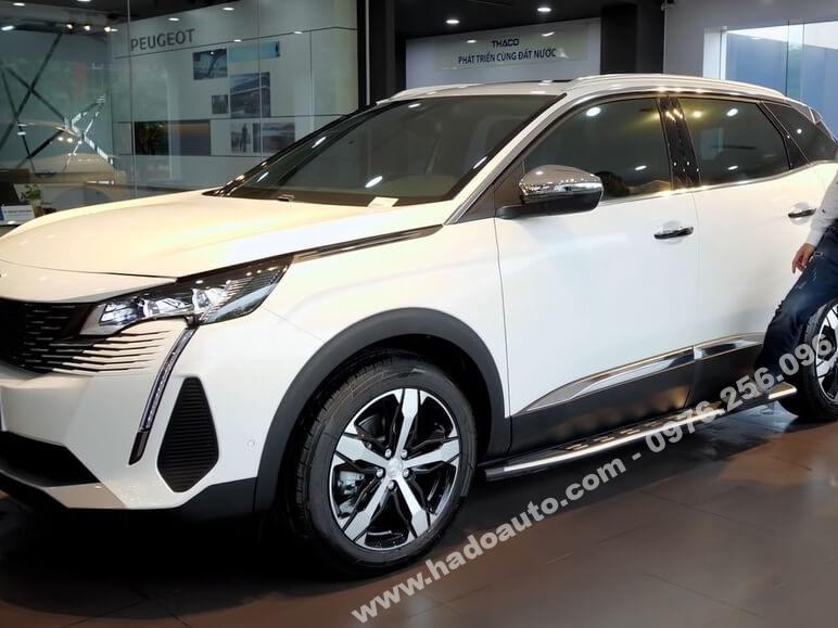 bac-len-xuong-be-buoc-chan-peugeot-3008-gt-2022-xin-nhat