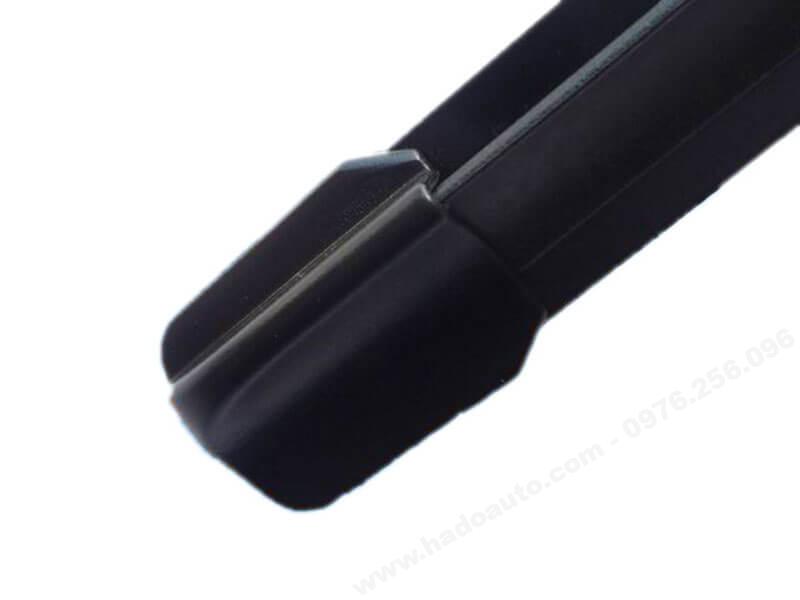 gat-mua-truoc-xe-Jaguar-F-Pace-X761-gia-re