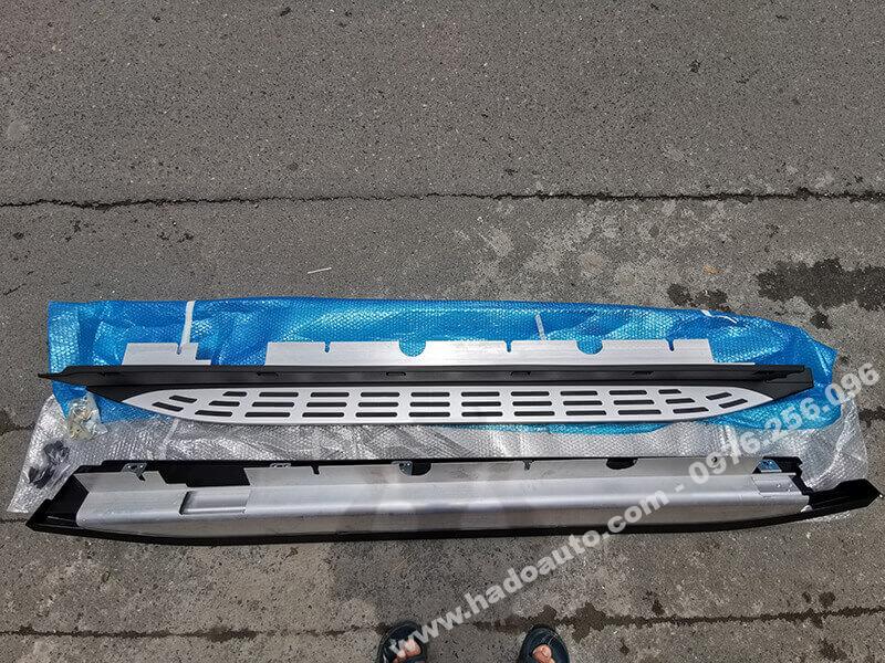 bac-chan-be-buoc-len-xuong-mercedes-glb-200-glb-35-moi-nhat